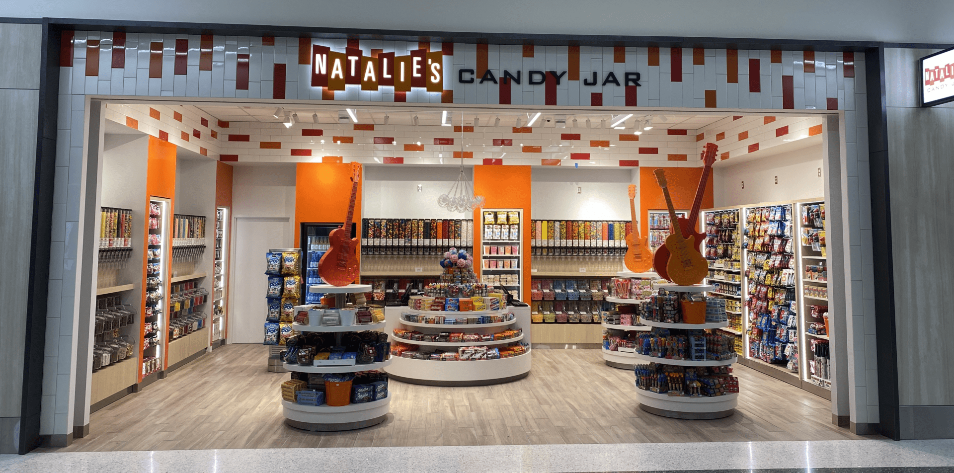 Natalie's Candy Jar Nashville International Airport BNA