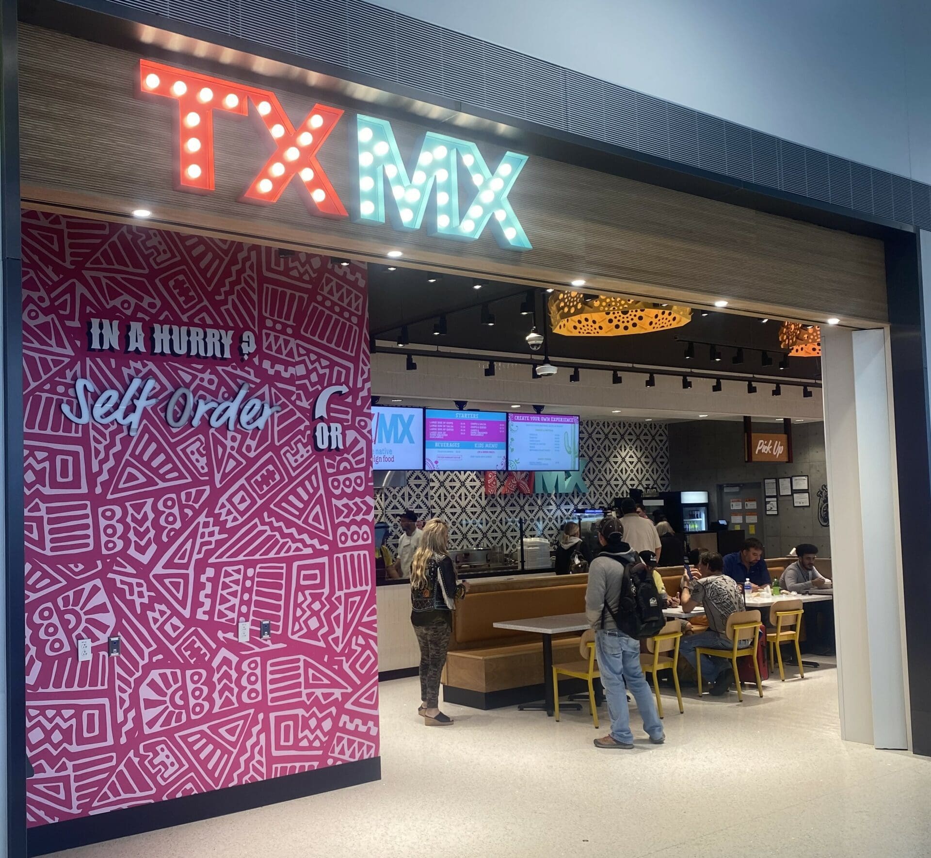 tx-mx-nashville-international-airport-bna